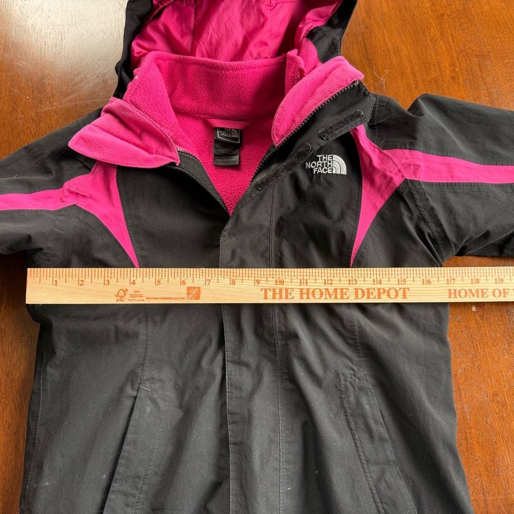 The North Face Girls Black Pink Jacket 3-in-1 jacket Ski Jacket Medium 10/12 - Picture 3 of 10